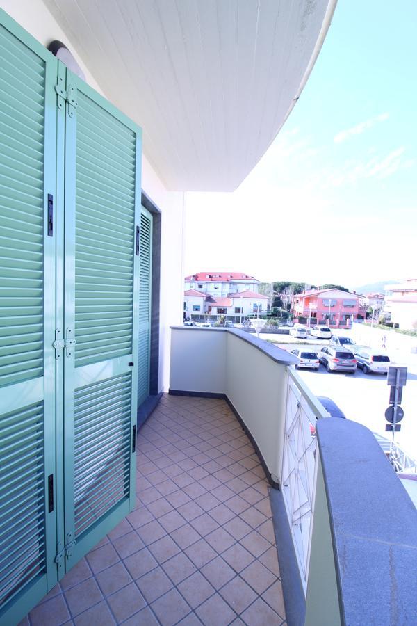 فيلا Cytrus Apartament مارينا دي ماسا المظهر الخارجي الصورة